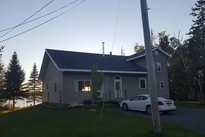 Image de Grande maison de 5 chambres sur le lac, pour 12 personnes