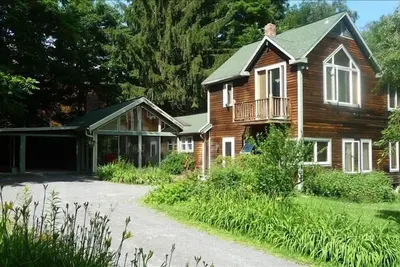 Image de Berkshires - escapade à la campagne tranquille et sécurisée - familles et réunions - 4 chambres, 2 salles de bain