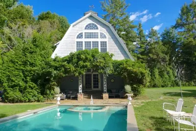 Image de Carriage House Country 15 min à New York Parfait pour Familles, Couples, Reunions