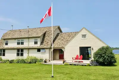 Image de Waterfront Vacation Home - près de Cavendish, golf, plage.