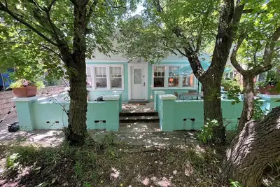 Image de Cottage côté plage!