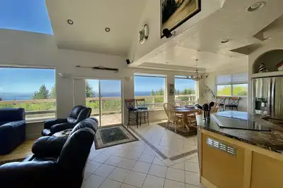 Image de ~ Vues sur l'océan qui vont sur des kilomètres, situé au centre. Invitant et privé ~