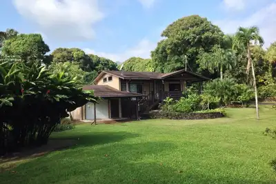 Image de Détendez-vous dans Beautiful Hana, Maui 10 min. À pied de Waianapanapa! Str 216/0003