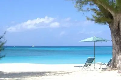 Image de Villa de luxe face à la mer, Seven Mile Beach