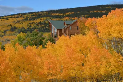 Image de 4 Master Suites! , Pêche privée, Ski à Breck ou Monarch, Sauna