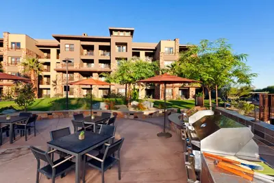 Image de Resort Villa and Spa entouré par les montagnes de Santa Rosa