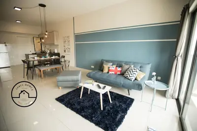 Image de Jobee Setiawalk Puchong / 5-7 Pax / Ioi Mall / Sunway Pyramid / 5 mins Lrt station
