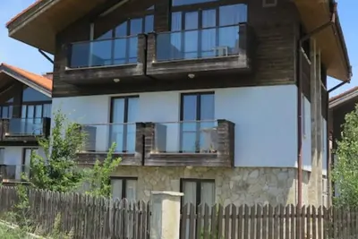 Image de Nouveau Ă louer 2019 - Superbe chalet avec piscine commune, bain Ă remous et jacuzzi