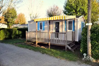 Image de Mobilhome Sunny 27m² Confort+ - 2 chambres + terrasse couverte + Tv 5 personnes