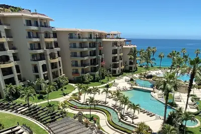 Image de IDÉAL Emplacement-Marche À La Ville! Belle Villa! Plage De Natation!