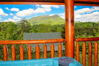 Image de * Récemment rénové * Gated Resort, Mini Golf, Piscines, WiFi, Game Loft & Quelle vue!