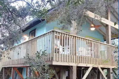 Image de Beachy, Clean & Fresh, à quelques pas de la plage et de la baie! Gated, clôturé, Animaux Ok!