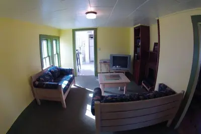 Image de Surfers, les cyclistes, Paddleboarders, kayakistes! Proche de tout dans la ville