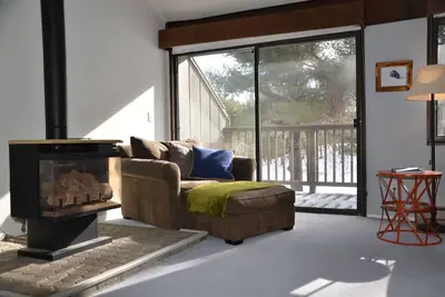 Image de Sugarbush (Sleeps 8-10) ~ 1m à Mtn @Mrv Trailhead sur la navette Rte