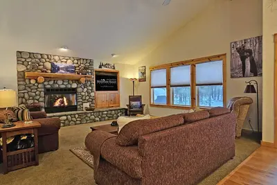 Image de 21 Whistler-Sunriver, Oregon: bain à remous, barbecue, connexion Wi-Fi, Sharc Aquatics, Tubing Hill, mont. Baccalauréat, Golf, Rivière Deschutes, Tennis, Pistes cyclables