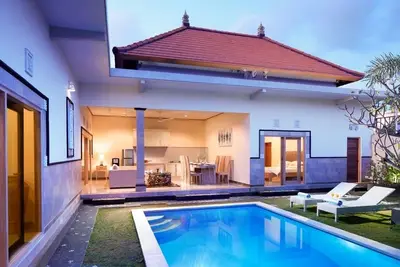 Image de 500m à Potato Head, 3br Villa 3 Seminyak
