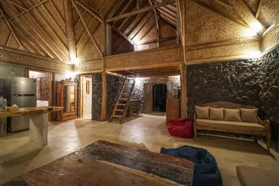 Image de Charmant chalet au bord du lac Ă Kintamani