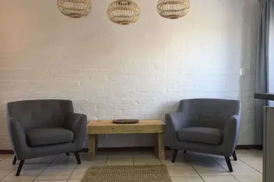 Image de Plages. . . un appartement de vacances de rêve situé dans la beauté tranquille d'Hermanus