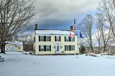 Image de Maison historique de Bradford - 8 milles au mont. Sunapee!