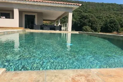 Image de Villa De Luxe Entre Ciel Et Mer, Superbe Vue Mer Ideale Pour 8/10 personnes