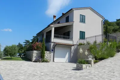 Image de Nouveau. . . Whg dans la maison Christin, en pleine nature, idéal pour les petites familles