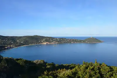 Image de Rés. L'Oliveraie \"Laurina T3/4\" A l'ombre des Oliviers, à quelques pas de la mer