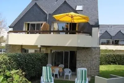 Image de Appartement avec terrasse Idéalement Situé Dans Résidence Calme wi-fi près plage