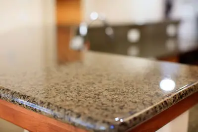 Image de Maison moderne avec jacuzzi - près de 3 parcs nationaux!