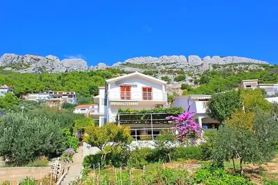 Image de Appartements Nikola, (14015), Pisak, Croatia