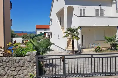 Image de Appartements Stjepan, (14956), Malinska, Croatia