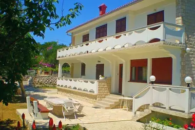 Image de Appartements Vesna, (13901), Kampor, Croatia