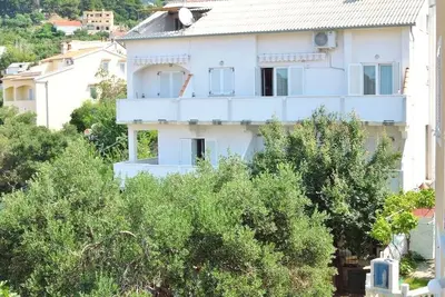Image de Appartements Josica, (14316), Banjol, Croatia