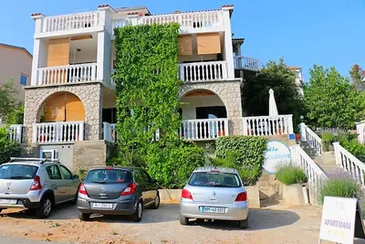 Image de Appartements Slavica, (12922), Omišalj, Croatia