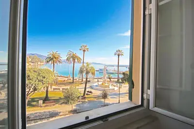 Image de Il Faro by KlabHouse 3 pièces face à la mer avec parking