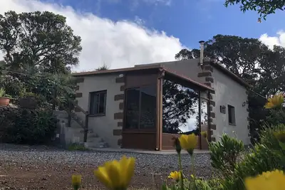 Image de Casas del Monte Ii est une maison située en pleine nature