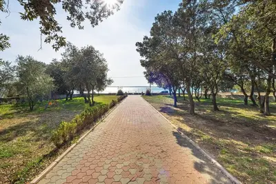 Image de Appartements Zdenka, (14921), Vrsi, Croatia