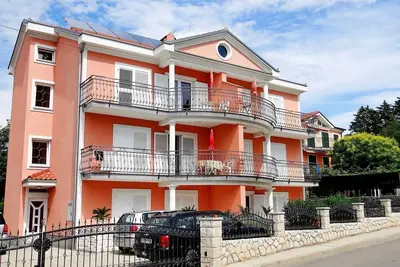 Image de Appartements Marica, (15802), Malinska, Croatia