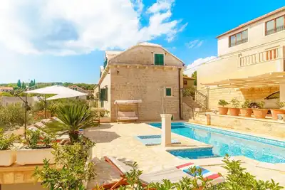 Image de Villa Vicko, (12876), Sumartin, Croatia