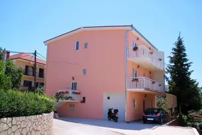 Image de Appartements Perka, (9461), Okrug Gornji, Croatia