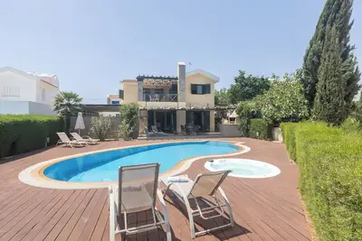 Image de Villa Joanna, Villa 3bdr de luxe avec piscine privée, distance de marche de la plage