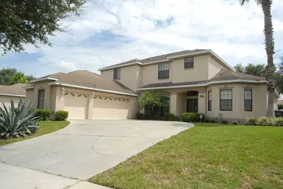 Image de Southern Comfort 8 chambres villa salle de jeux 5 salles de bain piscine / jacuzzi salle de jeux wifi