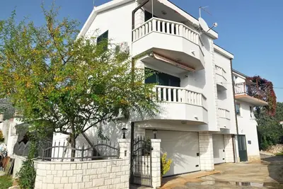 Image de Appartements Nikola, (11826), Seget Vranjic, Croatia