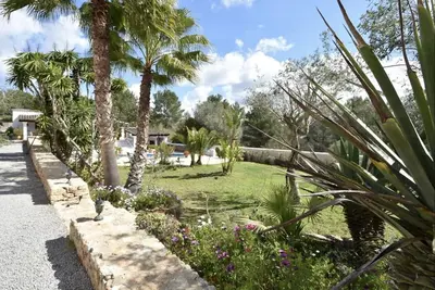 Image de finca el retiro Ibiza, villa de luxe dans un cadre rustique pour 14 personnes