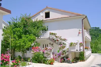 Image de Appartements Rezika, (14127), Palit, Croatia