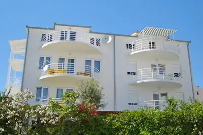 Image de Appartements Irena, (2305), Okrug Gornji, Croatia