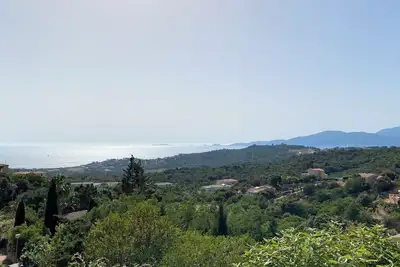 Image de 6 chambres, piscine privée, vue mer et montagnes