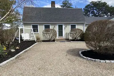 Image de Belle maison au beau étang d'eau douce