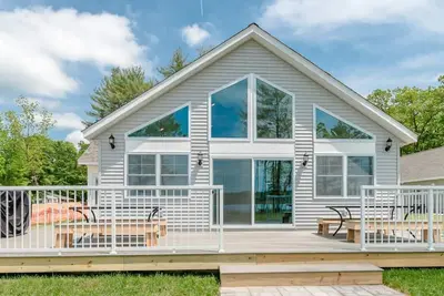 Image de * Tous Les Nouveaux Ouverts Mai 2019 * Cotes Swan - Pvt Beach / Dock; Secteur S Haven / Saugatuck