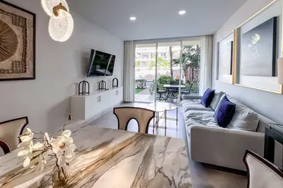 Image de Belle suite au rez-de-chaussée avec deux chambres à coucher à Ixchel