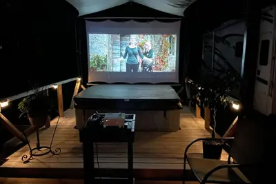 Image de 3 Bedroom Home ~ Convenient And Pet Friendly